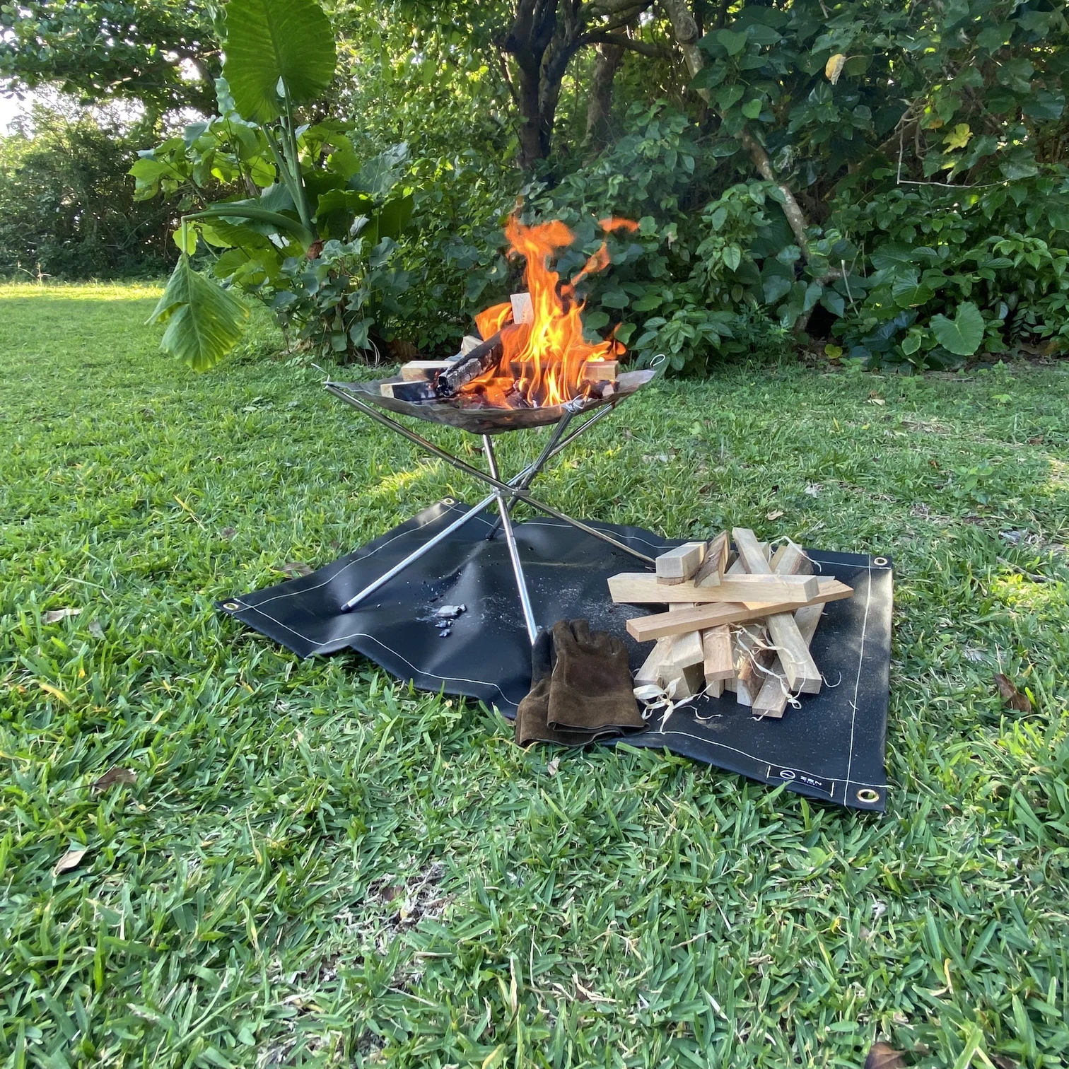 考察】ブラック好きにはたまらない！｜ZEN Camps | 小さなランプ