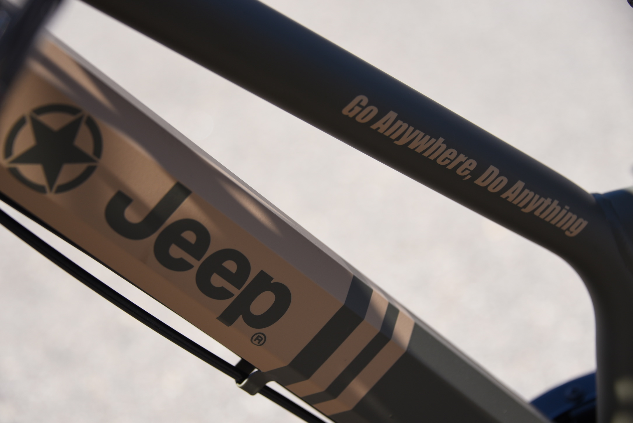 ジープ 2021 JE-24S 24インチ 6段変速 ダイナモライト 子ども用 Amazon