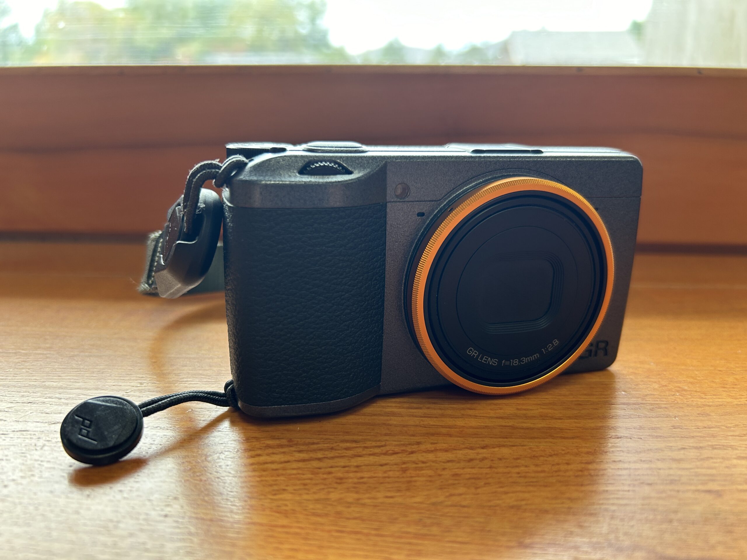 レビュー】キャンプに一眼レフを持ち出すのはもうやめたというお話