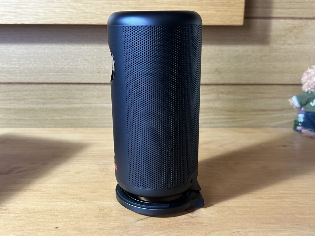 ポケットサイズのシネマ体験！どこでも手軽に本格映像 CAPSULE 3 ポケットサイズのシネマ体験！どこでも手軽に本格映像 CAPSULE 3